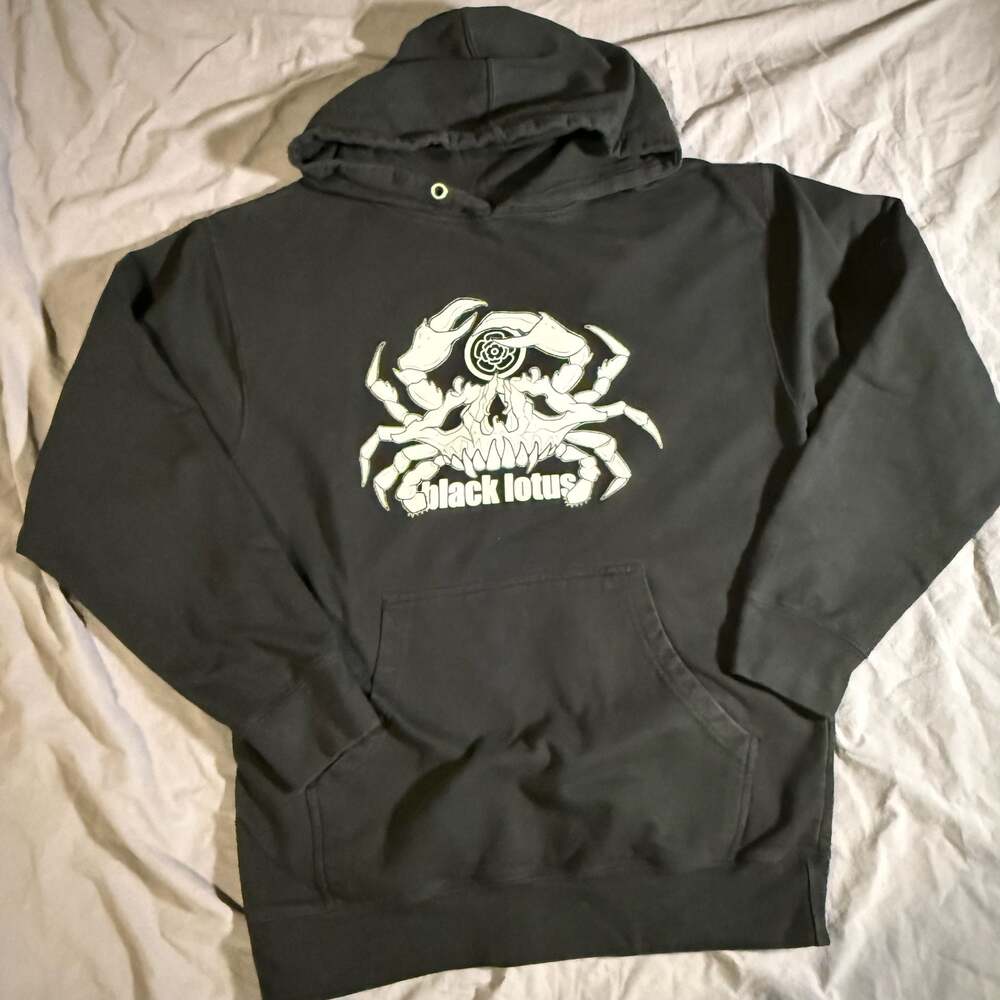 Black Lotus Hoodie Medium